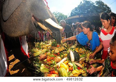 Buffet Elephants .