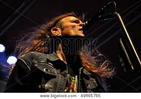 Live hard rock concert