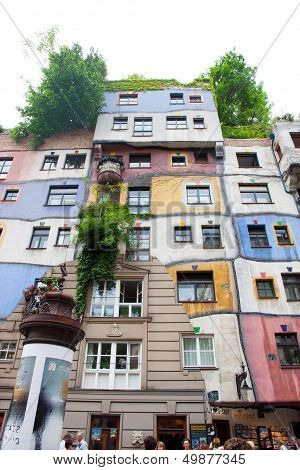Hunertwasser House, Wien, Austria