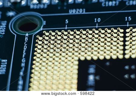 CPU emolevy yhteystiedot