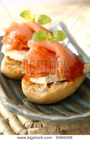 sehr schmackhaft geräucherter Lachs mit süßer Käse