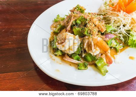 Spicy Shrimp With Winged Bean Salad