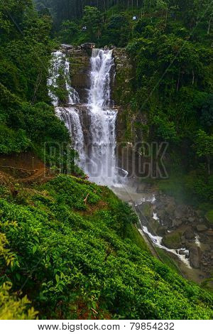 Waterfall Ramboda