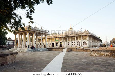 Sarkhej Roza Mosque In Ahmedabad