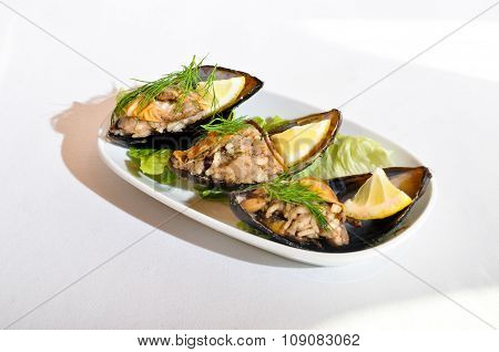 Mussels stuffed, midye dolma