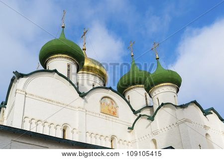 Transfiguration Cathedral in St. Euthymius monastery at Suzdal was built the 16th century. Golden Ri