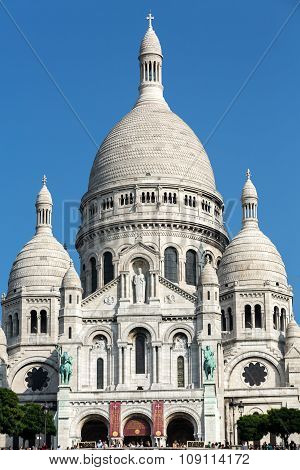 Basilica of the Sacre Coeur on Montmartre Paris France