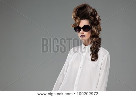 Fashion lady with sunglass
