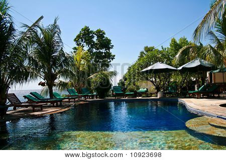 Yüzme havuzlu huzurlu Bali resort