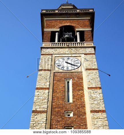 In Gorla  Old Abstract    Italy   The   Wall    Tower Bell Sunny Day