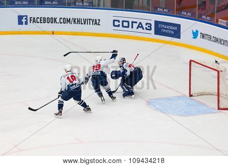 Torpedo team defence