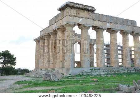 Greek temple in Selinunte