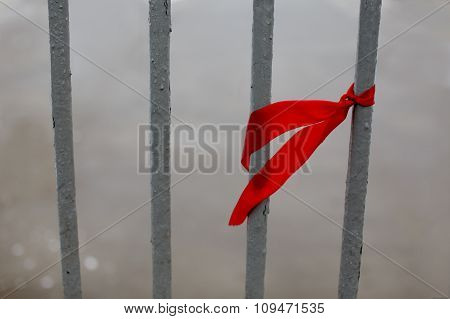 red ribbon