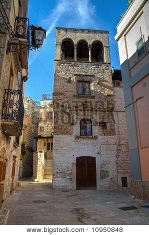 Casa-torre. Bitritto. Apulia.