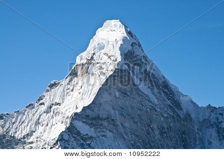 Ama Dablam dağ