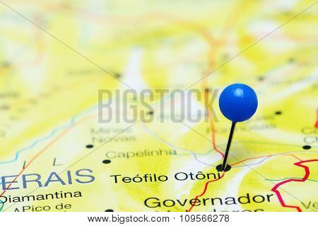 Teofilo Otoni pinned on a map of Brazil