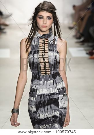 Nicole Miller - Spring 2016 Collection