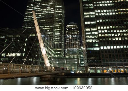 South Quay Footbridge to Canary Wharf