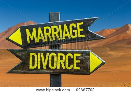 Marriage - Divorce signpost in a desert background