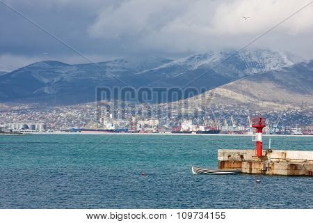 The Boat Near The Pier To The Lighthouse. ????????????, ????????? ??