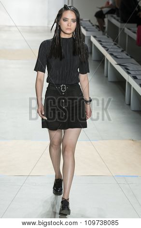 Nicole Miller - Spring Summer 2016 Collection