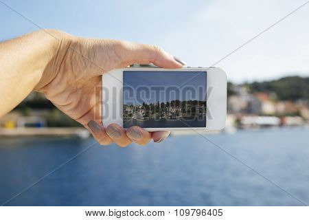 Photographing With Smart Phone