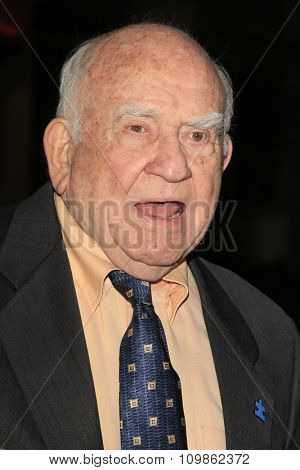 LOS ANGELES - FEB 15:  Ed Asner at the Make-Up Artists And Hair Stylists Guild Awards 2014 at the Paramount Theater on February 15, 2014 in Los Angeles, CA