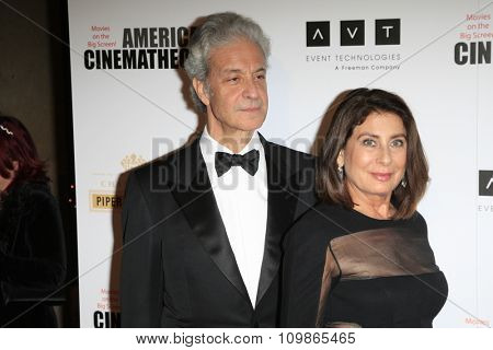 LOS ANGELES - DEC 12:  Rick Nicita, Paula Wagner at the 27th American Cinematheque Award at the Beverly Hilton Hotel on December 12, 2013 in Beverly Hills, CA