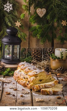 Traditional Czech Christmas Cake