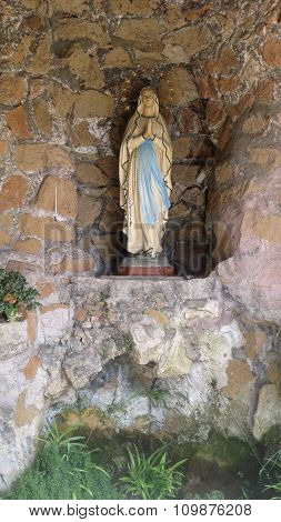 blessed virgin