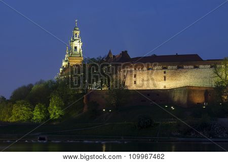 Poland, Krakow, Wawel Royal Castle Lit-up