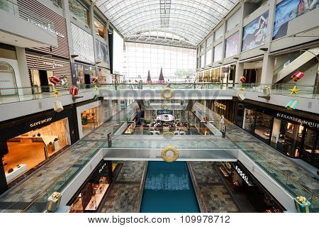 SINGAPORE - NOVEMBER 08, 2015: interior of The Shoppes at Marina Bay Sands. The Shoppes at Marina Bay Sands is one of Singapore's largest luxury shopping malls