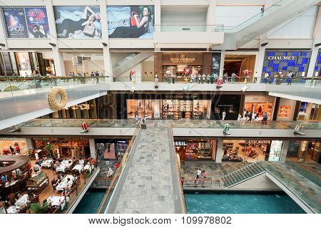 SINGAPORE - NOVEMBER 08, 2015: interior of The Shoppes at Marina Bay Sands. The Shoppes at Marina Bay Sands is one of Singapore's largest luxury shopping malls