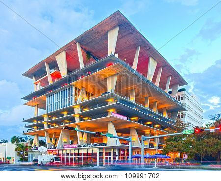 Lincoln Road architecture in Miami BEAch Florida