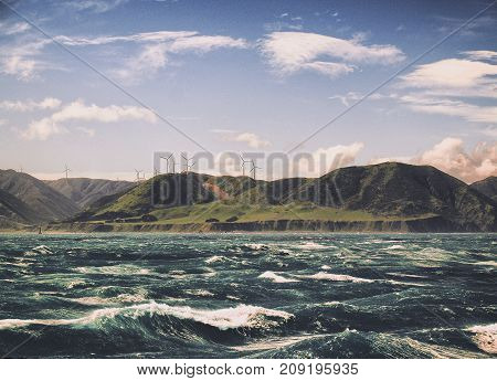 The rough seas of the Cook Strait