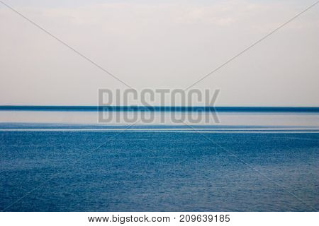 Cloudy Desert Quiet Quiet Deserted Calm Sea To The Horizon In Cloudy Weather