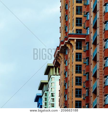 building colors is the best quality of urban space