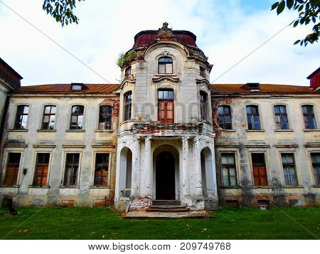 Abandoned palace in Belarus (Zheludok, Grodno region), built in the early twentieth century, example of Art Nouveau style