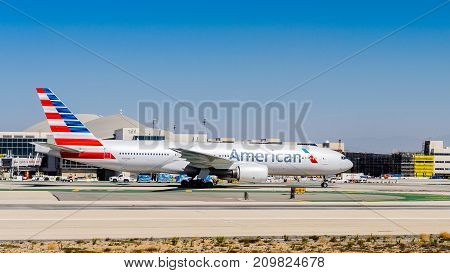 Los Angeles International Airport (lax)