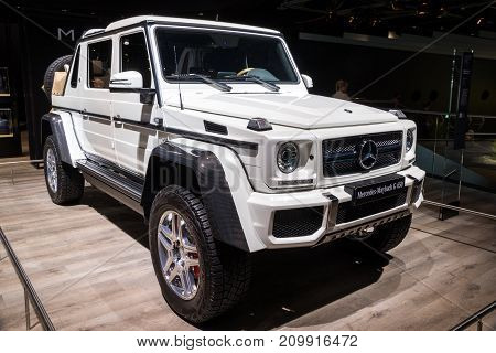 Mercedes Maybach G 650 Landaulet 2017