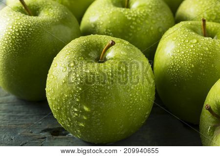Raw Green Organic Granny Smith Apples