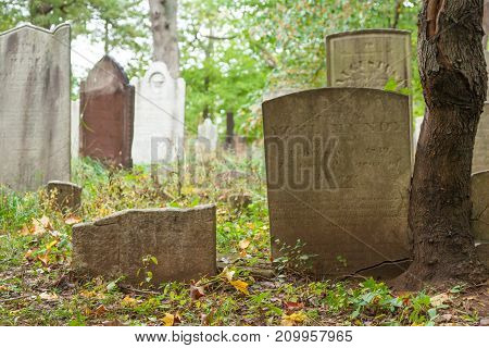Metuchen Colonial Cemetery