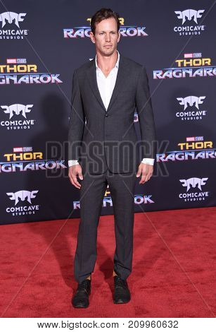 LOS ANGELES - OCT 10:  Kip Pardue arrives for the 