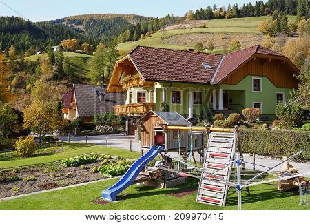Country house in the town of Rennweg am Katschberg, located in the Katsch Valley (Katschtal) in Carinthia, Austria.