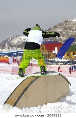 Snowboarder
