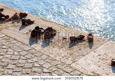 Shoes On The Danube, A Monument To Jews In The Second World War Monument Jewish Memorial Budapest Hu