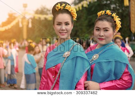 Chiang Mai, Thailand - 16 May 2016 : Thai Nail Dance At Chiang Mai Province. Thailand Culture By Wom