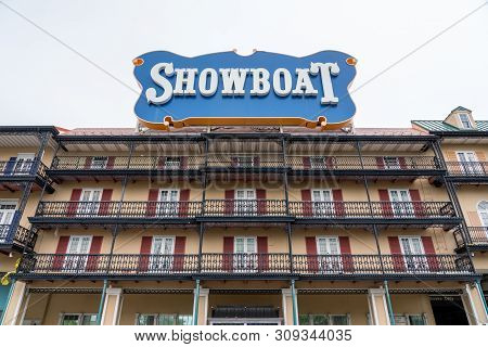 Atlantic City, Nj - 11 June 2019: Balconies And Rooms At Showboat Casino In Atlantic City On The New