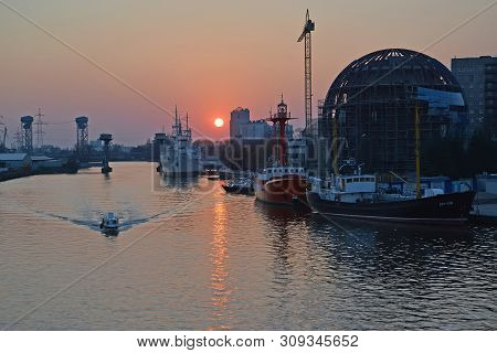 Kaliningrad, Russia - April 06, 2019: The Pregolya River And The Ships Of Museum Of The World Ocean 