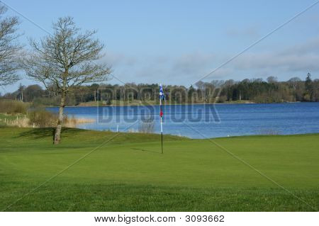 Golfové hřiště